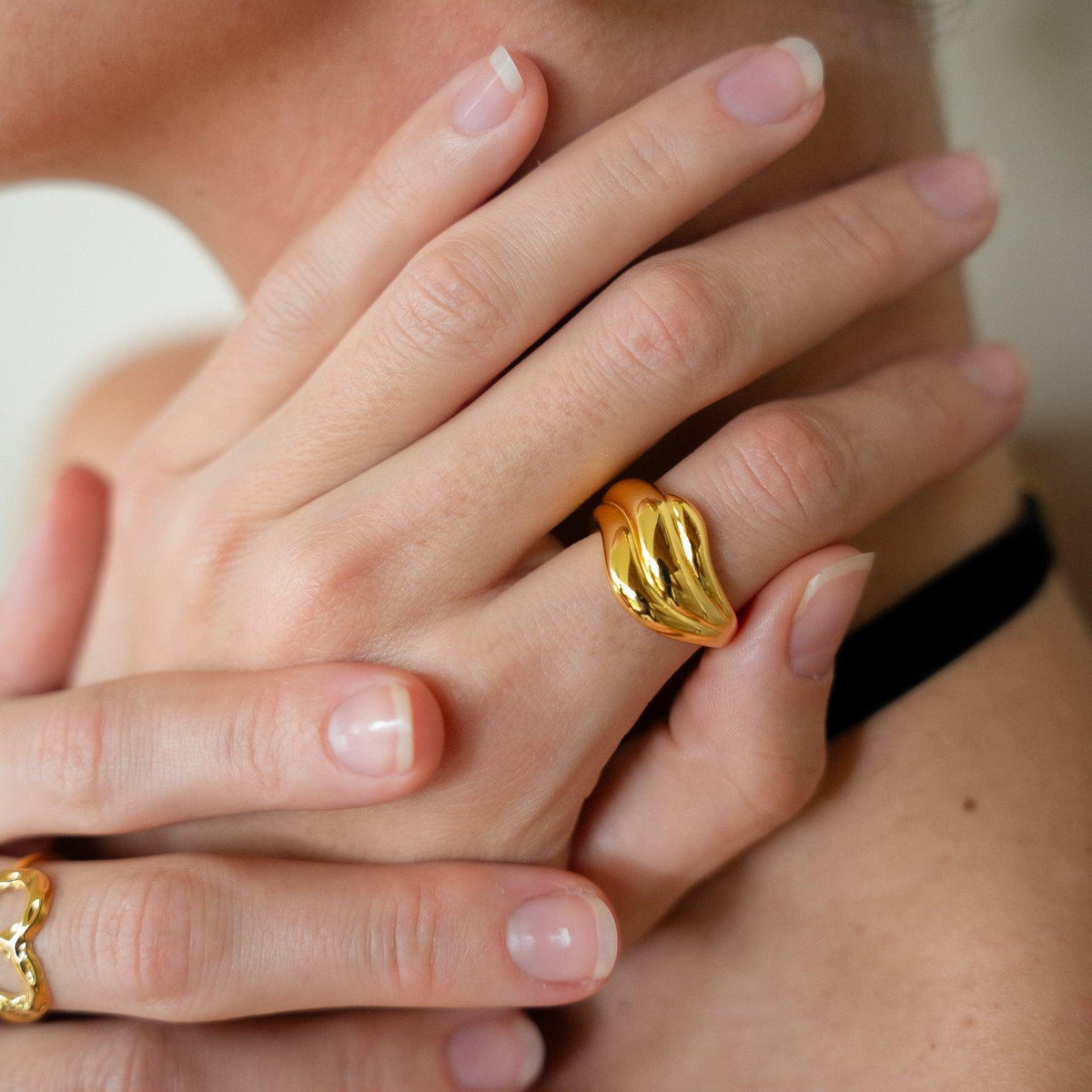 Ocean Crest Ring